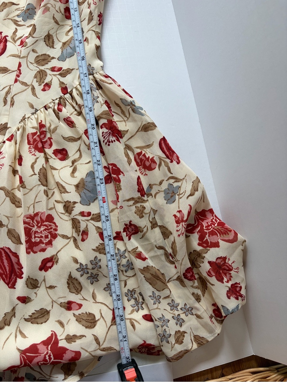 Reformation Maven Mini Dress Cream with Red Floral Print Size 0 - Picture 9 of 9